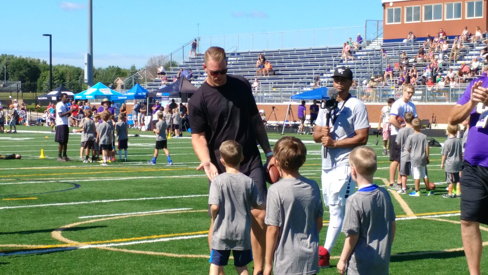 Former Vikings TE Kyle Rudolph hosts annual kids camp in Plymouth