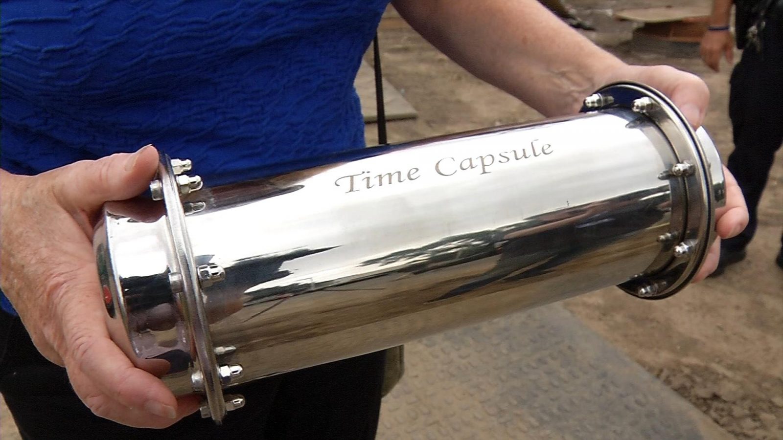 Crystal Preserves History, Time Capsule to Be Opened in 2060 - CCX