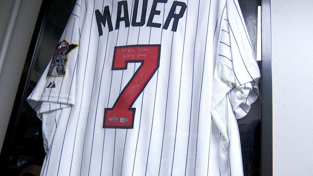 Joe Mauer autographed jersey