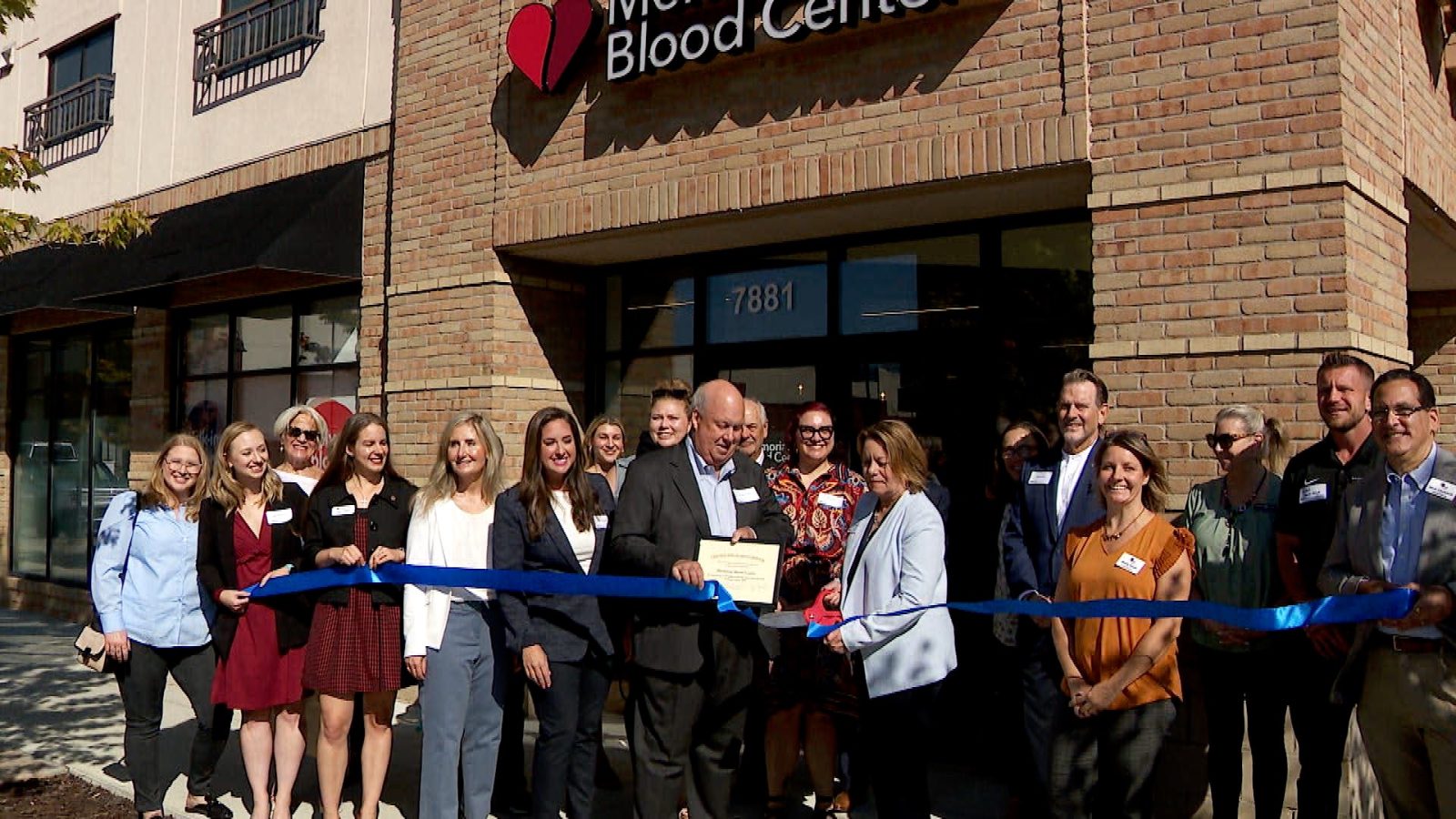 memorial blood centers maple grove