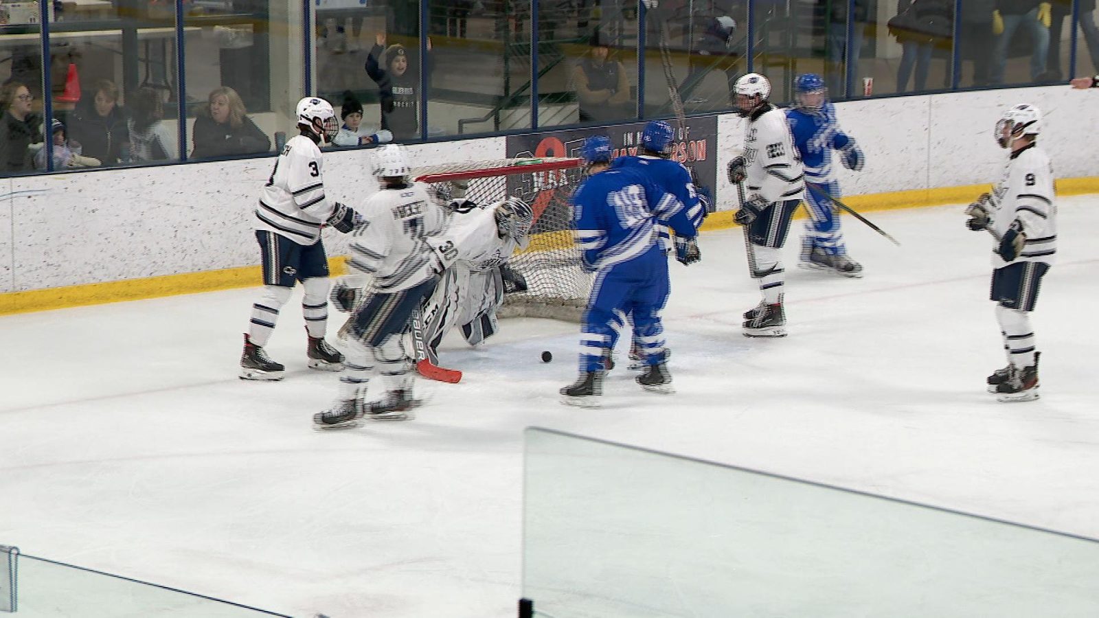 Big Second Period Leads Rogers Boys Hockey over Champlin Park