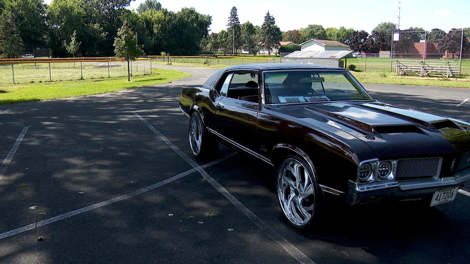 maroon/brown retro car