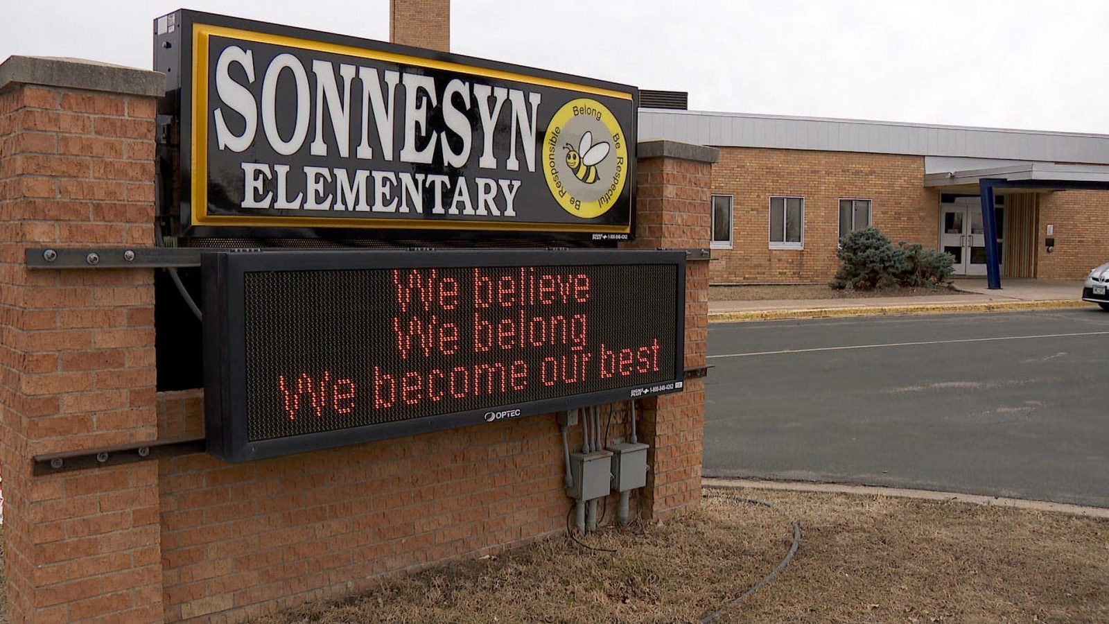 sign for sonnesyn elementary school