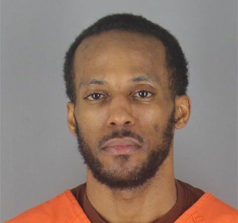 Suspect in Robbinsdale golf club assault