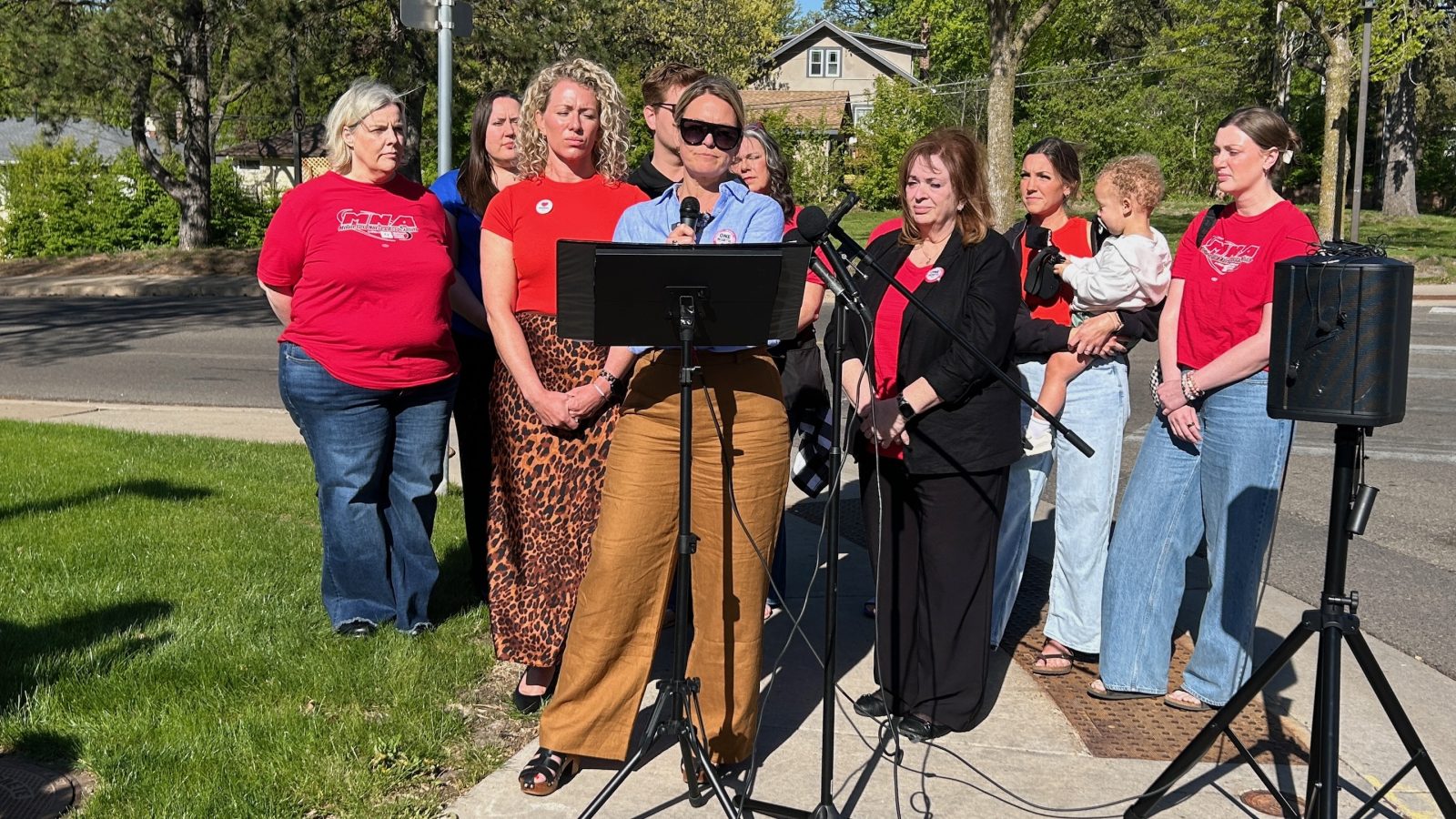 Maple Grove Hospital Nurses Vote to Authorize Strike