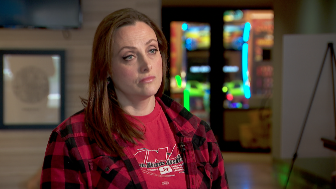 alexie rehwaldt, a registered nurse from maple grove hospital, wearing a Minnesota Nurses Association t-shirt